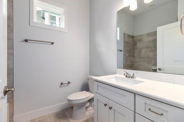 420 NW 1ST STREET, Gainesville, FL 32601