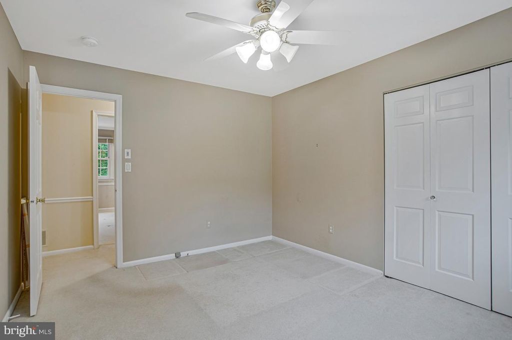 Image 34 of property listing at 3814 SPRING MEADOW DR, Ellicott City, MD 21042