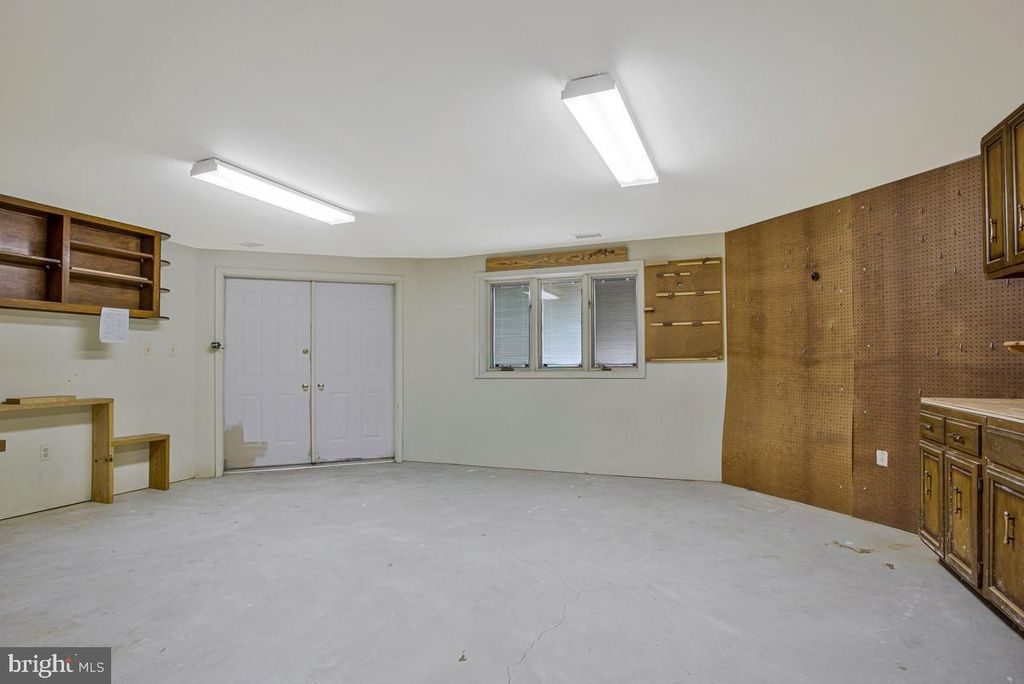 Image 49 of property listing at 3814 SPRING MEADOW DR, Ellicott City, MD 21042
