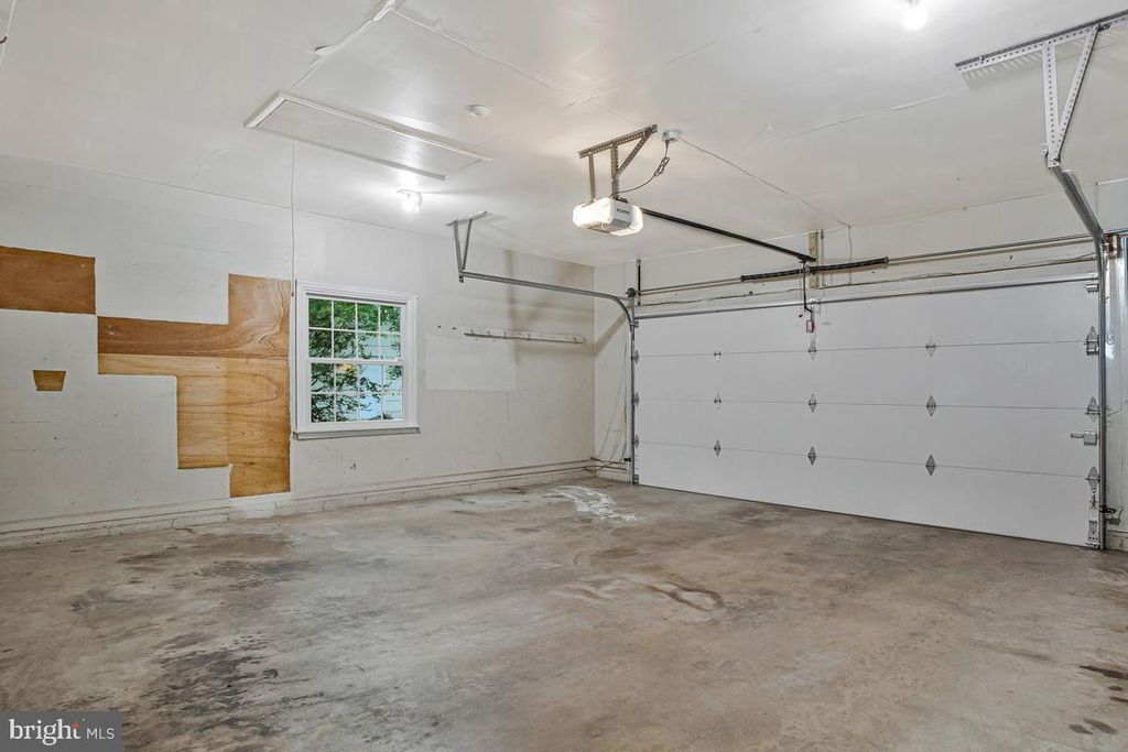 Image 54 of property listing at 3814 SPRING MEADOW DR, Ellicott City, MD 21042