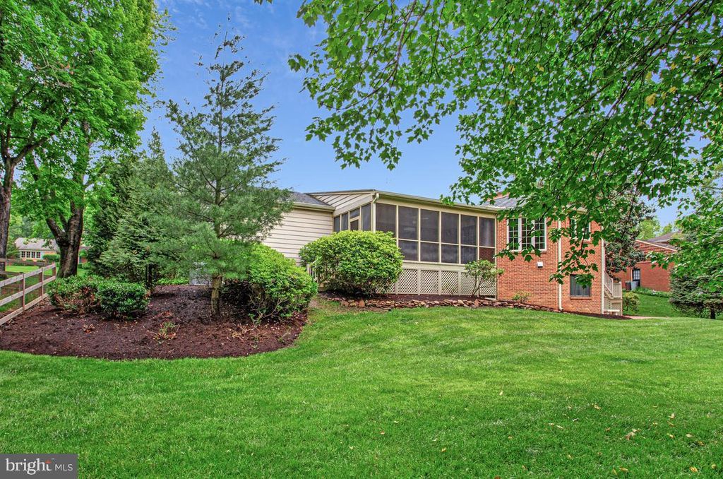 Image 63 of property listing at 3814 SPRING MEADOW DR, Ellicott City, MD 21042