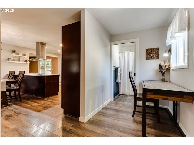 24531 VAUGHN Rd, Veneta, OR 97487