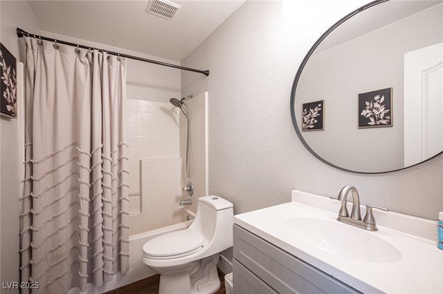 5816 Grand Heritage Street, Las Vegas, NV 89130