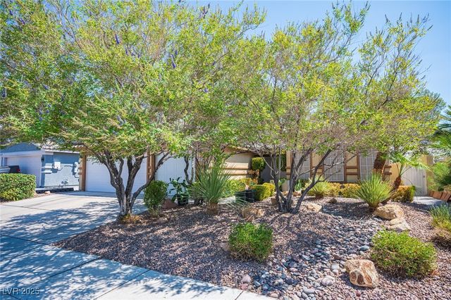 5816 Grand Heritage Street, Las Vegas, NV 89130