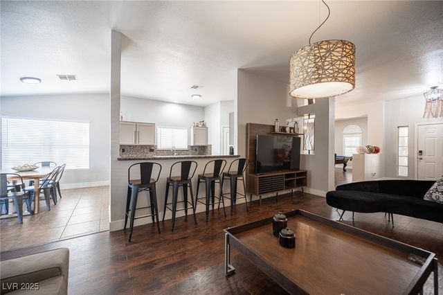 5816 Grand Heritage Street, Las Vegas, NV 89130