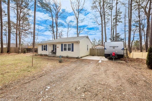 8598 Poplar Springs DR, Gloucester, VA 23061