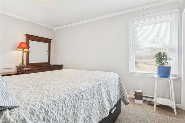 8598 Poplar Springs DR, Gloucester, VA 23061