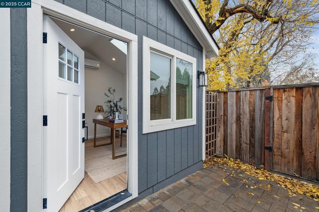 2216 Blackwood Dr, Walnut Creek, CA 94596