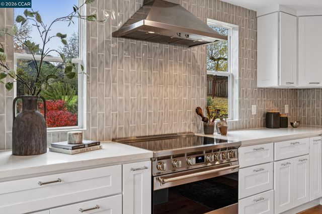 2216 Blackwood Dr, Walnut Creek, CA 94596