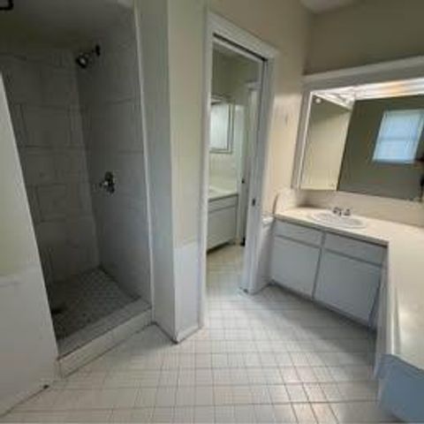 5705 W Wilshire Boulevard, Oklahoma City, OK 73132