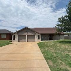 5705 W Wilshire Boulevard, Oklahoma City, OK 73132