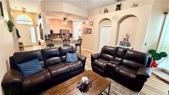 660 TUPELO CIRCLE, Davenport, FL 33897