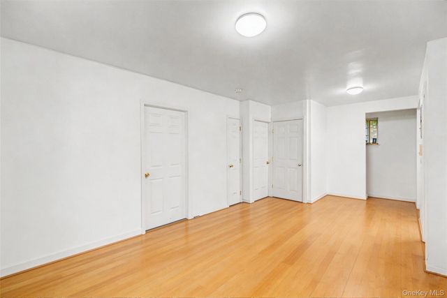 86-06 58th Ave, Elmhurst, NY 11358