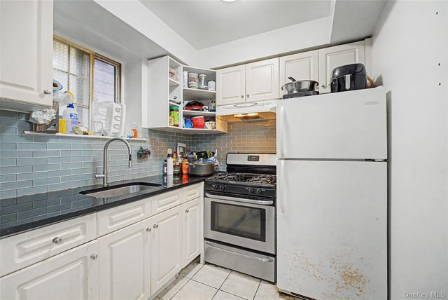 86-06 58th Ave, Elmhurst, NY 11358