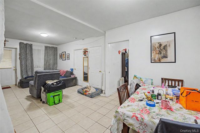 86-06 58th Ave, Elmhurst, NY 11358