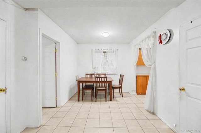 86-06 58th Ave, Elmhurst, NY 11358