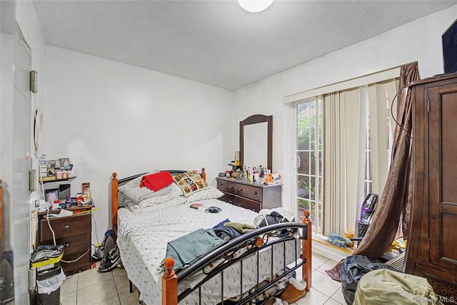86-06 58th Ave, Elmhurst, NY 11358