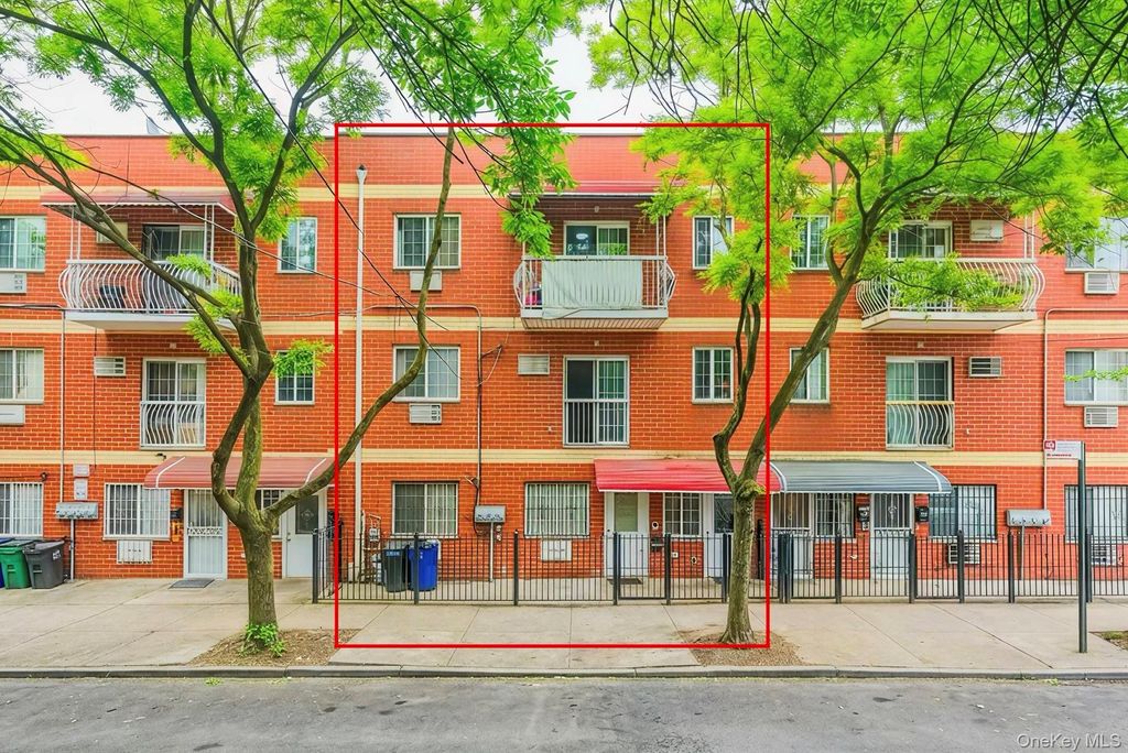 86-06 58th Ave, Elmhurst, NY 11358