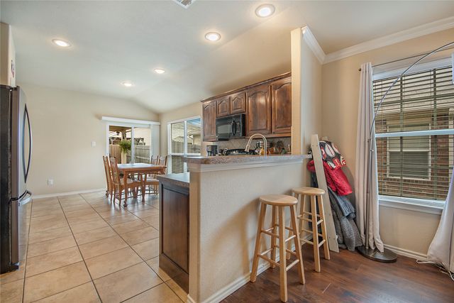 2140 Sweetwood Drive, Fort Worth, TX 76131