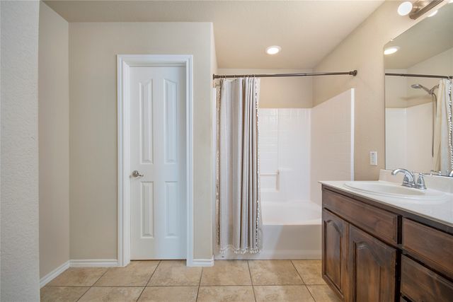 2140 Sweetwood Drive, Fort Worth, TX 76131