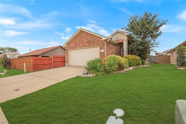 2140 Sweetwood Drive, Fort Worth, TX 76131