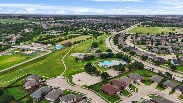 2140 Sweetwood Drive, Fort Worth, TX 76131