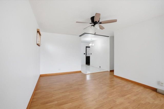 1902 84th STREET, Kenosha, WI 53143