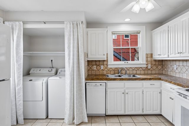 4009 Roswell Street, Dallas, TX 75219