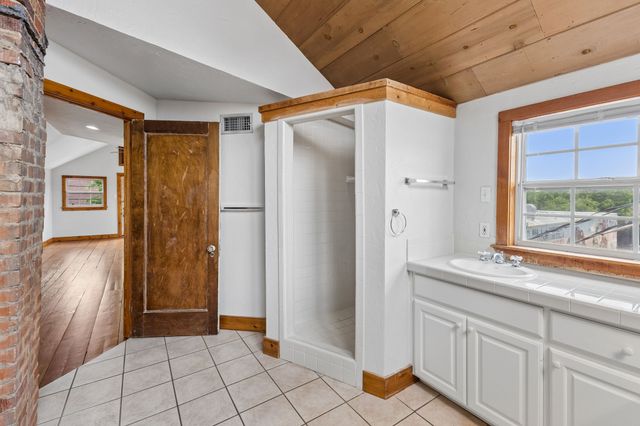 4009 Roswell Street, Dallas, TX 75219