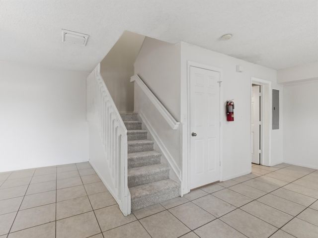 2221 White Pine Circle B, Greenacres, FL 33415