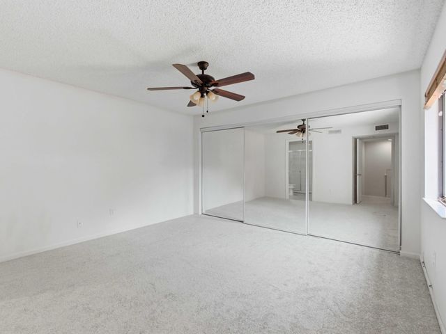 2221 White Pine Circle B, Greenacres, FL 33415