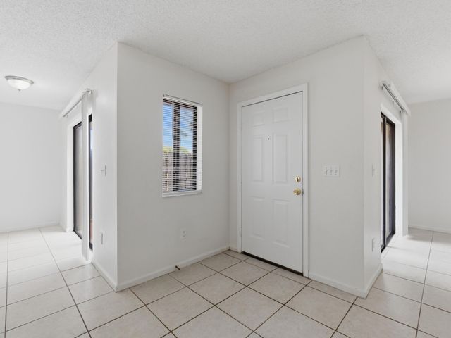 2221 White Pine Circle B, Greenacres, FL 33415