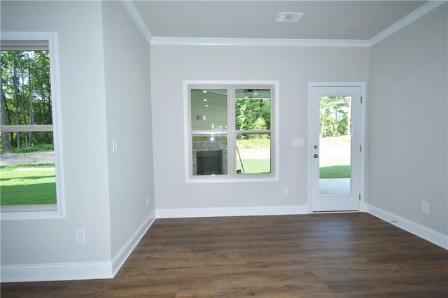415 Brown Dove Ln, Grayson, GA 30017