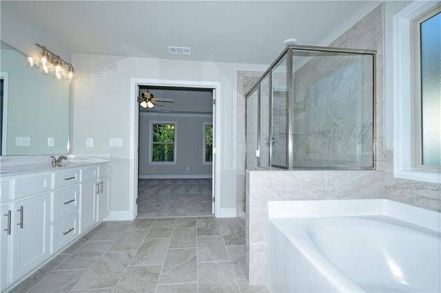 415 Brown Dove Ln, Grayson, GA 30017