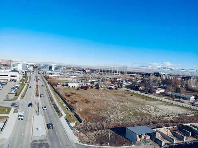 1345 Jade Ave, Meridian, ID 83642