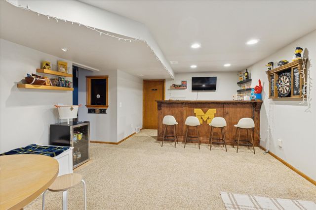 2956 Florence Drive SW, Wyoming, MI 49418