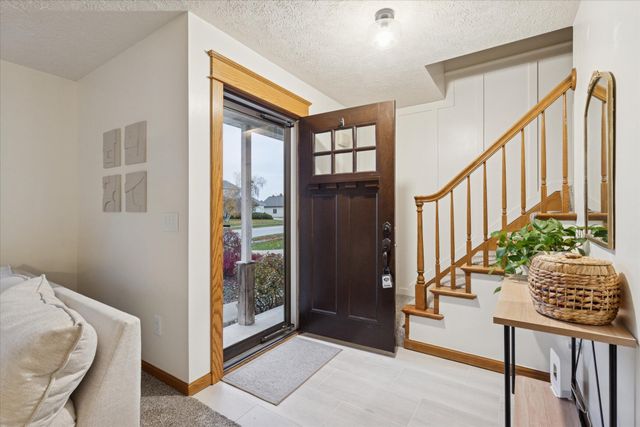 2956 Florence Drive SW, Wyoming, MI 49418