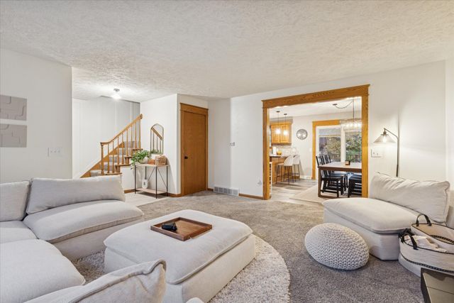 2956 Florence Drive SW, Wyoming, MI 49418