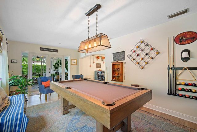 10611 NW 18th Place, Pembroke Pines, FL 33026