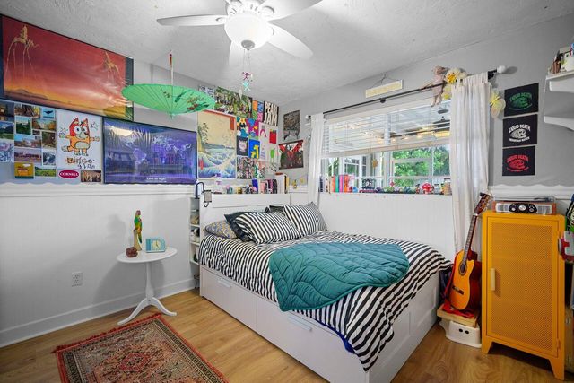 10611 NW 18th Place, Pembroke Pines, FL 33026