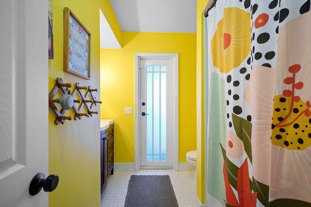 10611 NW 18th Place, Pembroke Pines, FL 33026