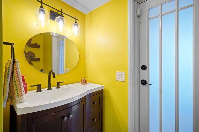 10611 NW 18th Place, Pembroke Pines, FL 33026