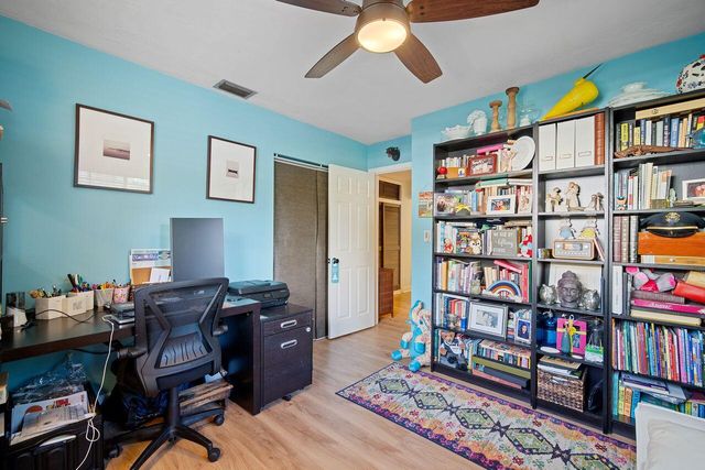 10611 NW 18th Place, Pembroke Pines, FL 33026