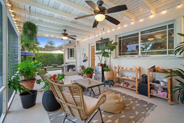 10611 NW 18th Place, Pembroke Pines, FL 33026