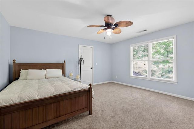 320 Waverly Hall Circle, Roswell, GA 30075
