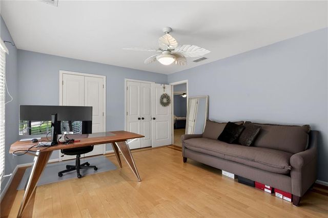 320 Waverly Hall Circle, Roswell, GA 30075