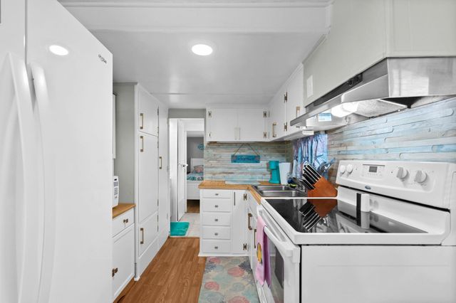 6001 - S19 S Kings Hwy., Myrtle Beach, SC 29575