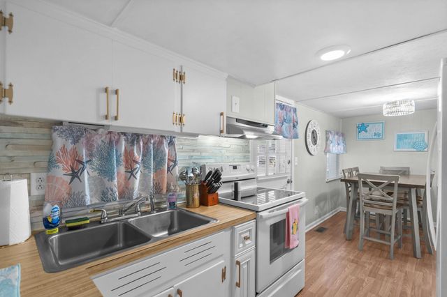 6001 - S19 S Kings Hwy., Myrtle Beach, SC 29575