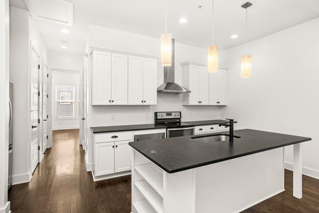 1034 Maynor Ave, Nashville, TN 37216