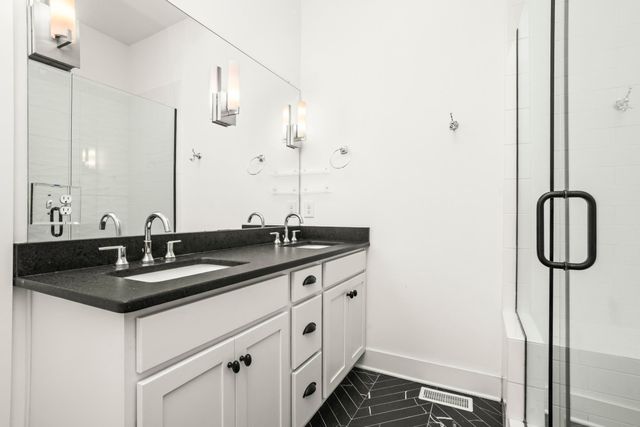 1034 Maynor Ave, Nashville, TN 37216